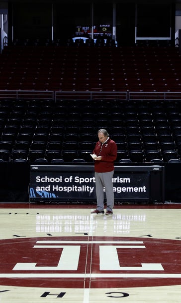 Dunphy set to turn over Temple to assistant McKie
